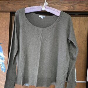 Standard James Perse Scoop Neck Raglan Long Sleeve Knit tunic size 3 Olive